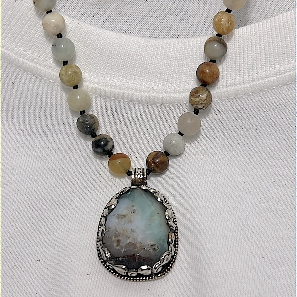 Southwest Style Semi-Precious Stone Necklace on Adjustable Leather Cord - NEW